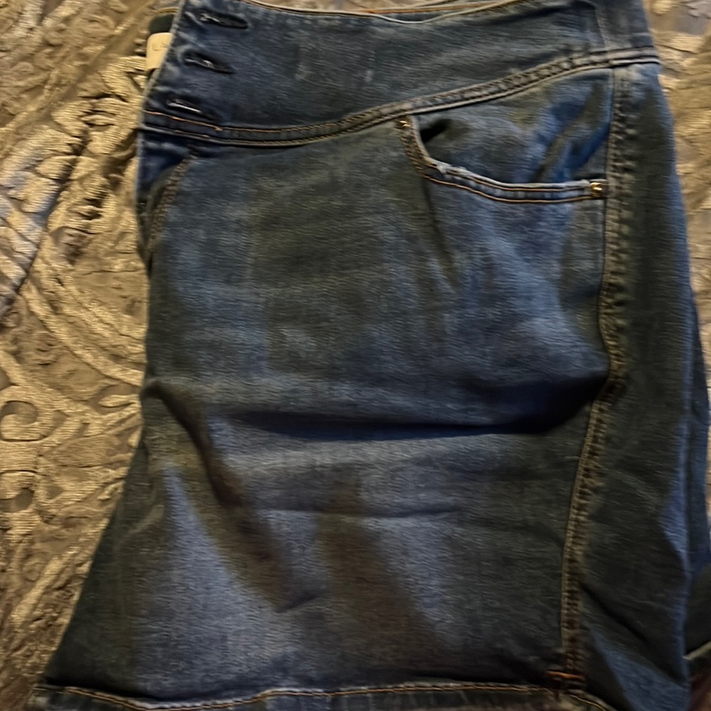 Boyfriend shirts, High-rise, size 20